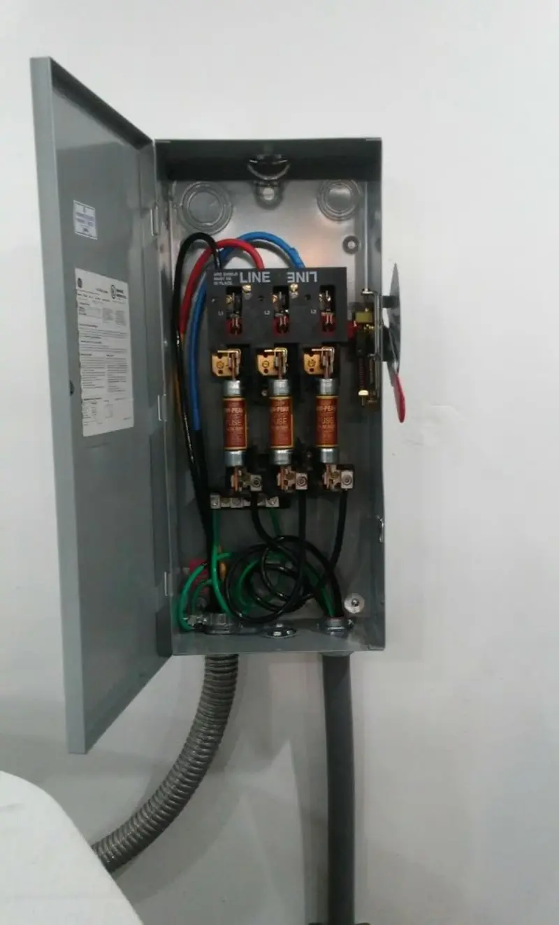 Three-phase disconnect switch installed for Electrical Wiring & Rewiring in Santa Ana